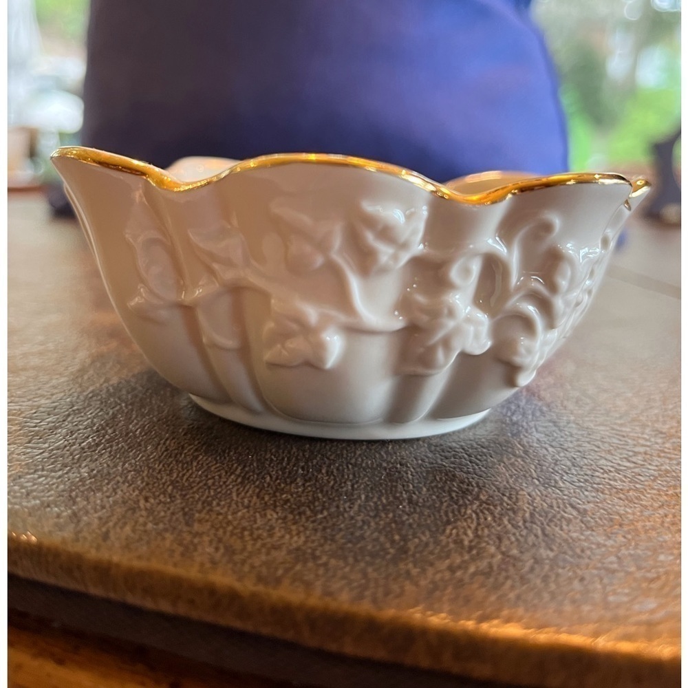 Vintage Lenox Small Scalloped Bowl